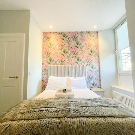 Ferienwohnung Beautiful 2Br, Private Entry In Vibrant Leith EDI Exterior foto